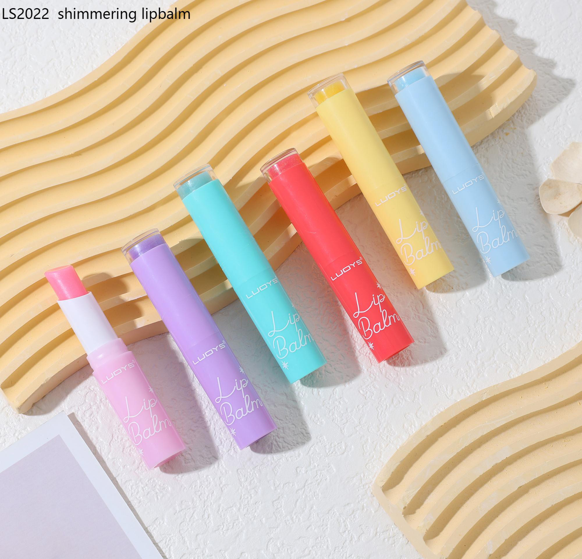 LS2022 shimmering lipbalm